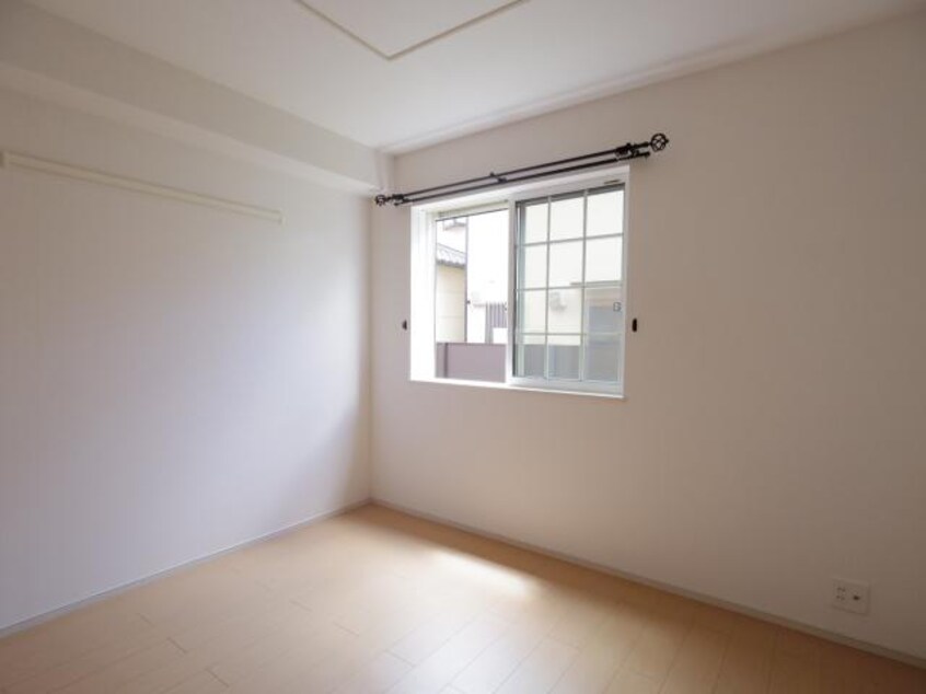  東海道本線/西焼津駅 徒歩11分 1階 築14年