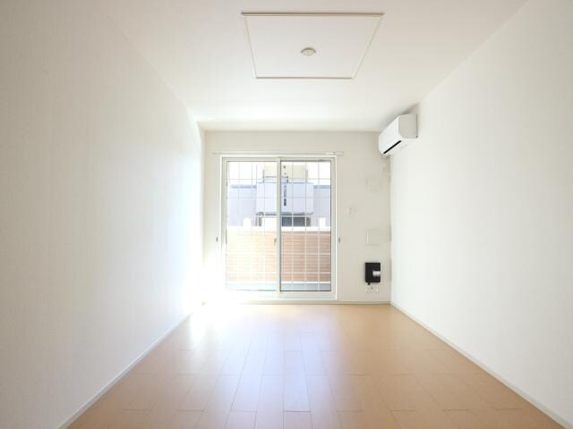  東海道本線/静岡駅 バス13分宮竹二丁目下車:停歩4分 1階 築14年