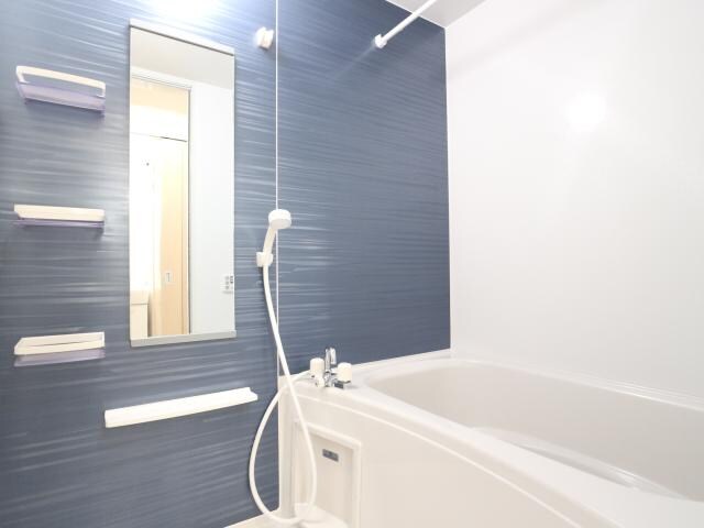  東海道本線/静岡駅 バス13分宮竹二丁目下車:停歩4分 1階 築14年