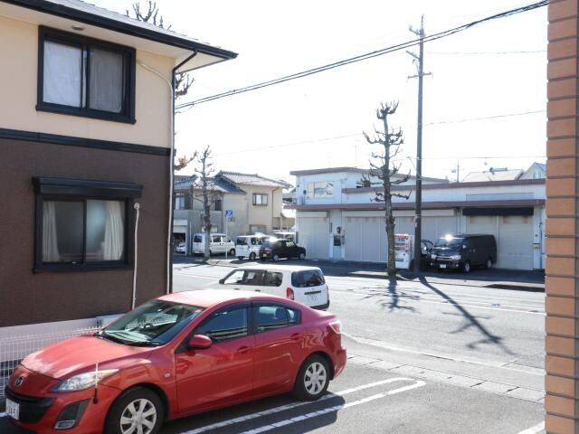  東海道本線/静岡駅 バス13分宮竹二丁目下車:停歩4分 1階 築14年