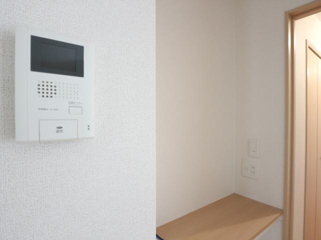  東海道本線/静岡駅 バス13分宮竹二丁目下車:停歩4分 1階 築14年