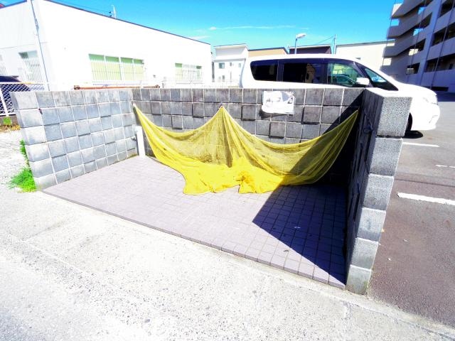  東海道本線/静岡駅 バス15分静岡新聞社前下車:停歩7分 2階 築14年