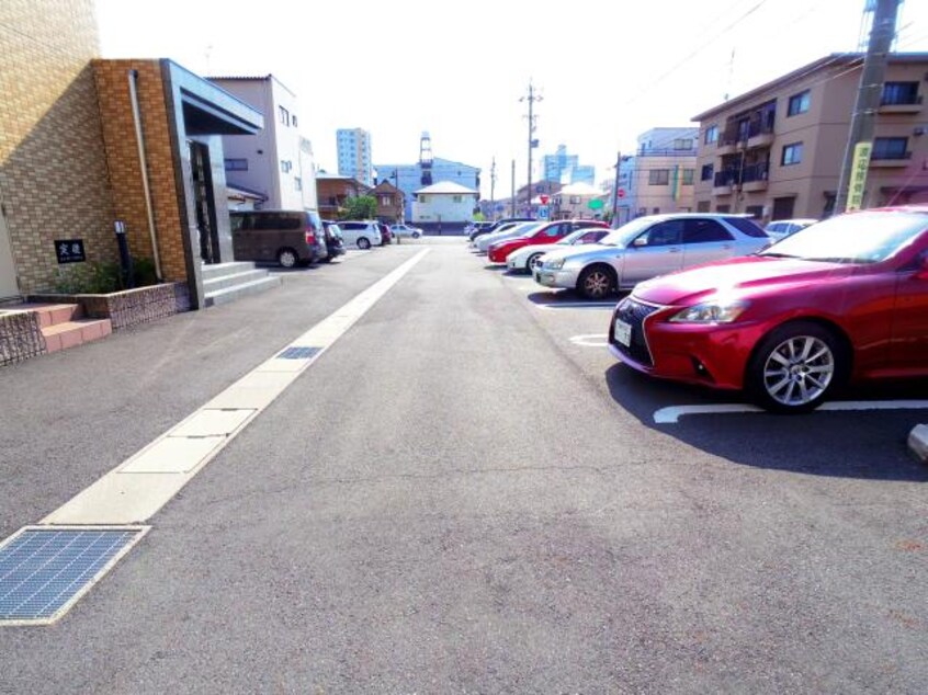  東海道本線/静岡駅 徒歩13分 1階 築12年