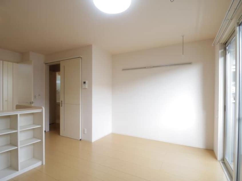  東海道本線/静岡駅 バス20分宮竹児童公園前下車:停歩6分 1階 築14年