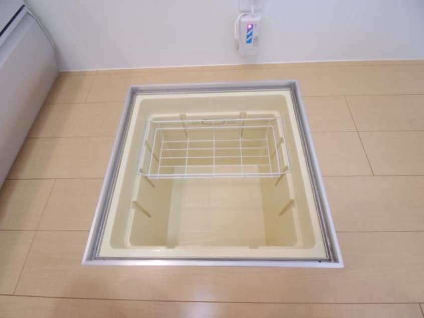  東海道本線/静岡駅 バス20分宮竹児童公園前下車:停歩6分 1階 築14年