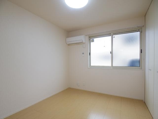  東海道本線/静岡駅 バス20分宮竹児童公園前下車:停歩6分 1階 築14年