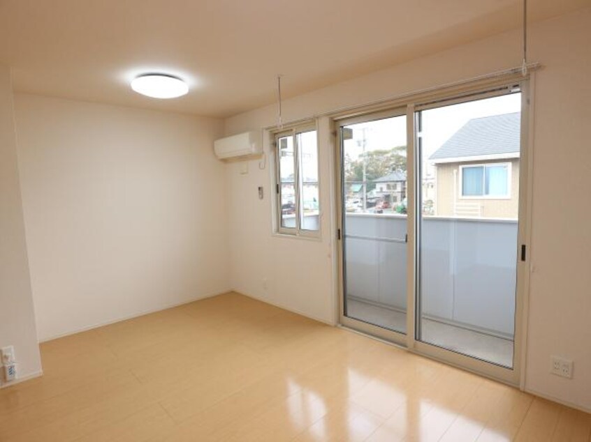  東海道本線/静岡駅 バス20分宮竹児童公園前下車:停歩6分 2階 築14年