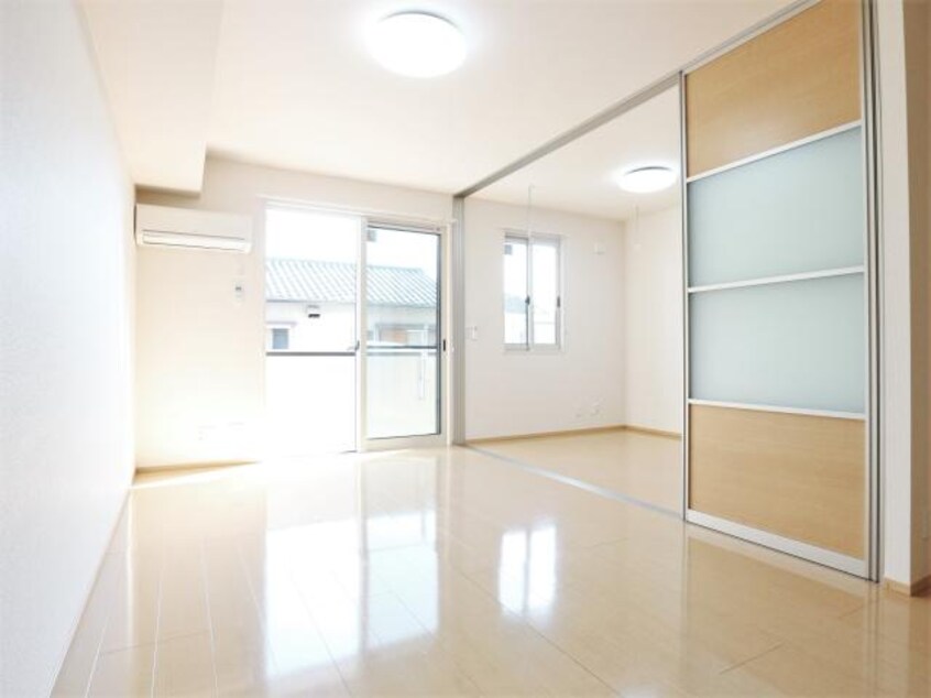  東海道本線/静岡駅 バス10分登呂遺跡入口下車:停歩3分 1階 築14年