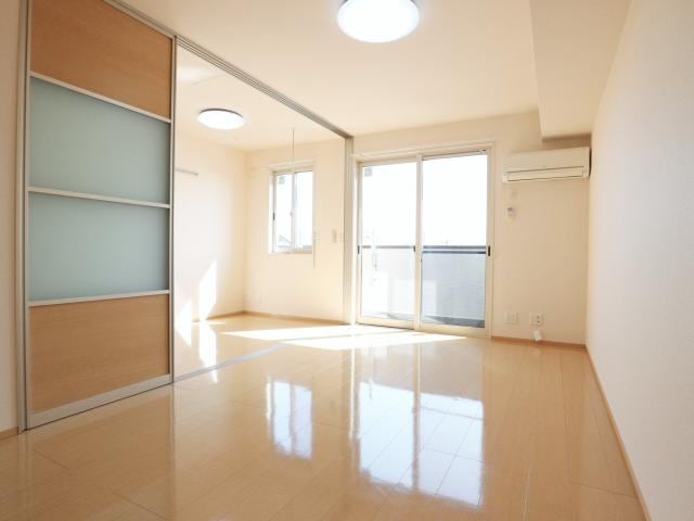  東海道本線/静岡駅 バス10分登呂遺跡入口下車:停歩3分 3階 築14年