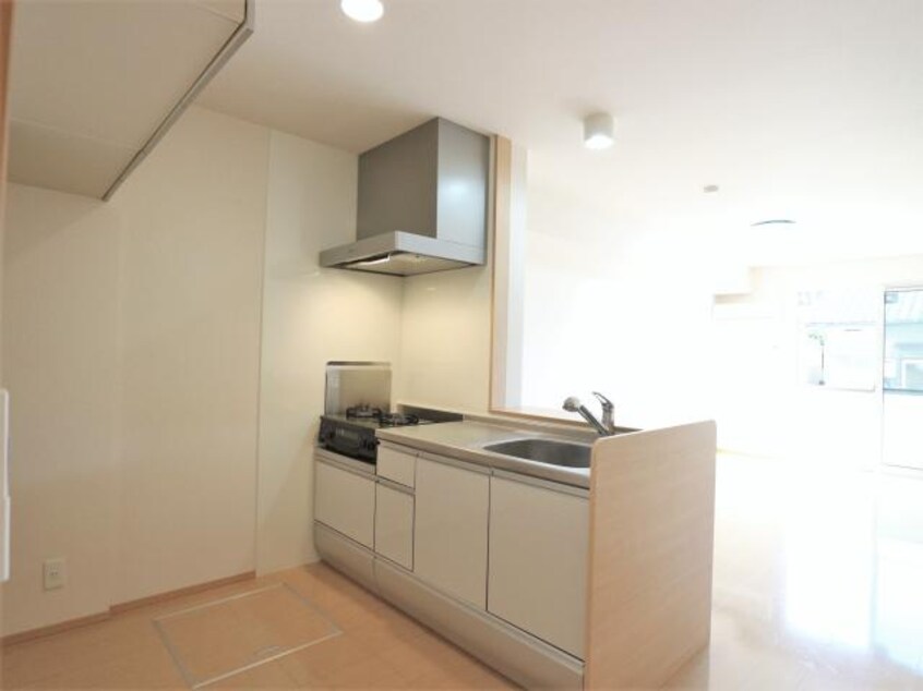  東海道本線/静岡駅 バス10分登呂遺跡入口下車:停歩3分 1階 築14年