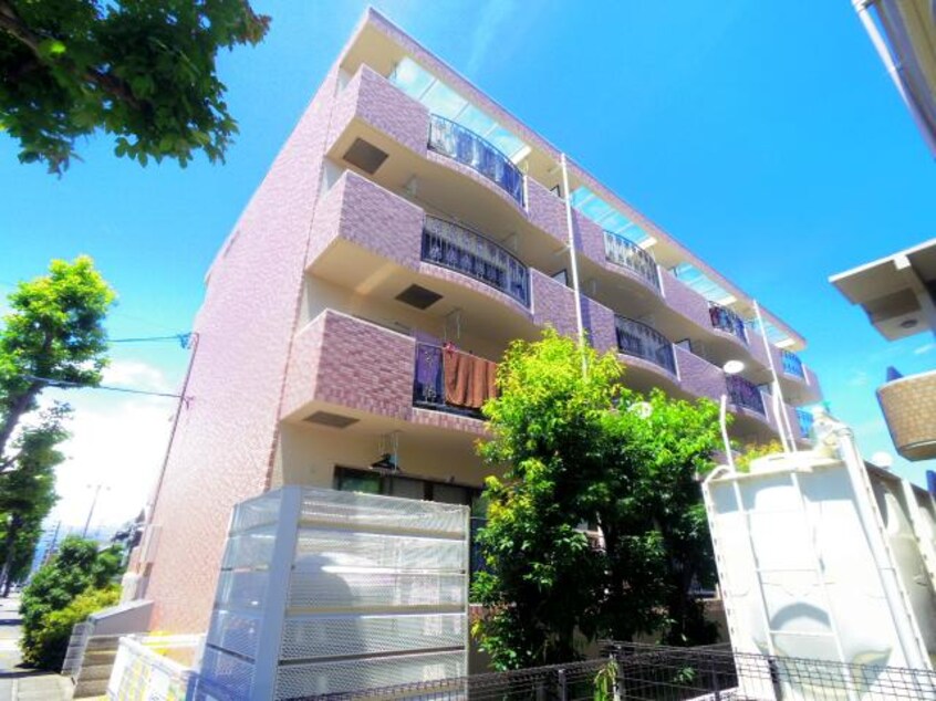  東海道本線/静岡駅 バス15分敷地二丁目下車:停歩2分 1階 築26年