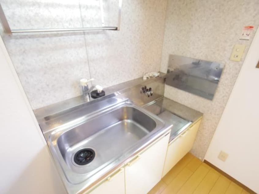  東海道本線/静岡駅 バス18分小鹿下車:停歩10分 1階 築32年