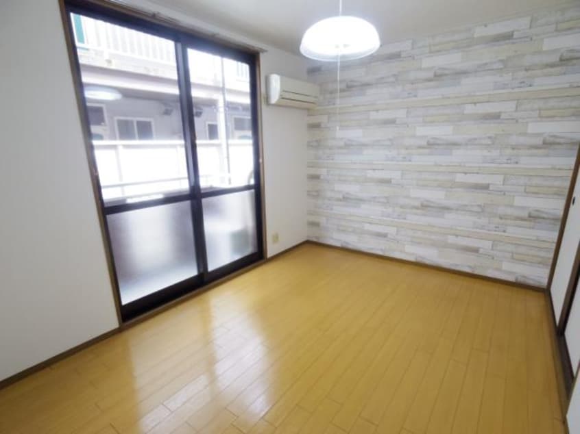  東海道本線/静岡駅 バス18分小鹿下車:停歩10分 1階 築32年