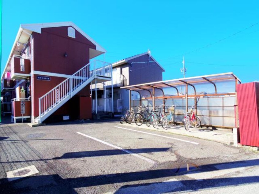  東海道本線/静岡駅 バス18分小鹿下車:停歩10分 1階 築32年