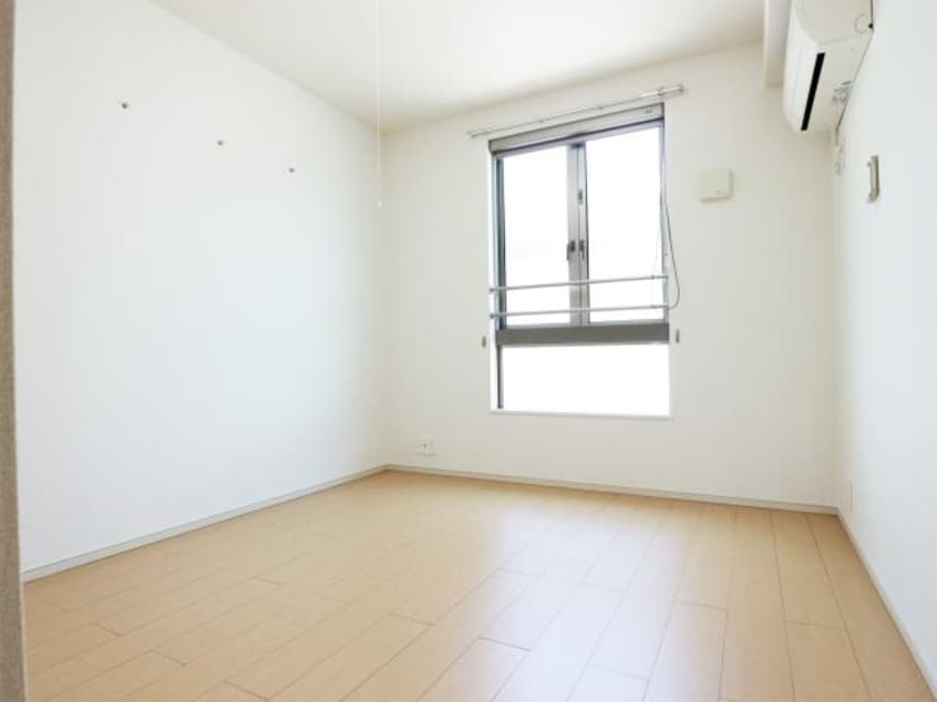  東海道本線/静岡駅 バス14分登呂南下車:停歩6分 2階 築13年