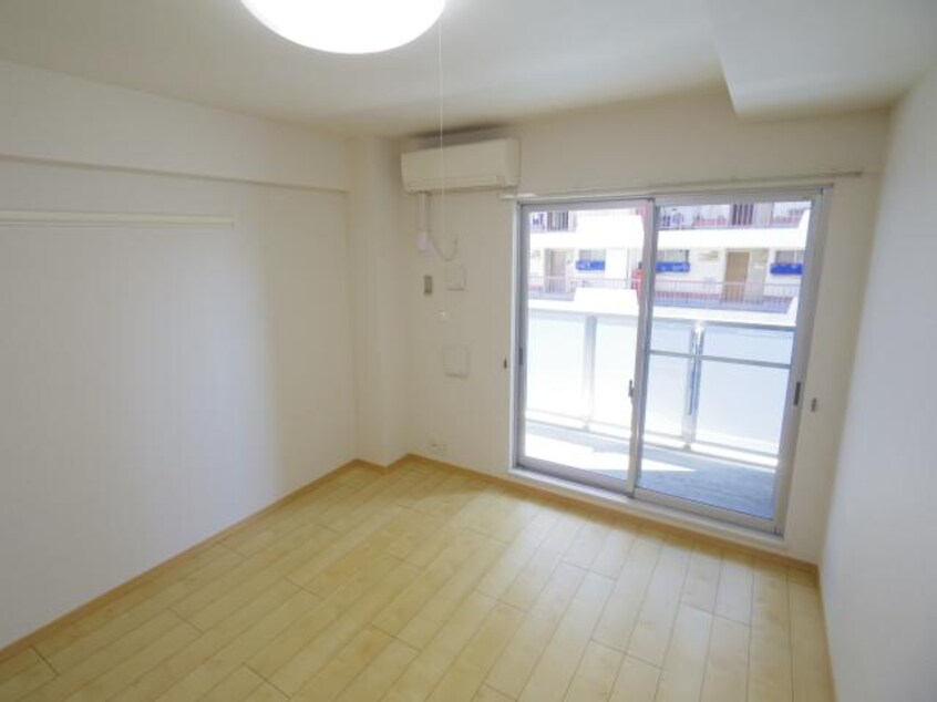  東海道本線/静岡駅 バス13分登呂コープタウン入口下車:停歩3分 2階 築13年