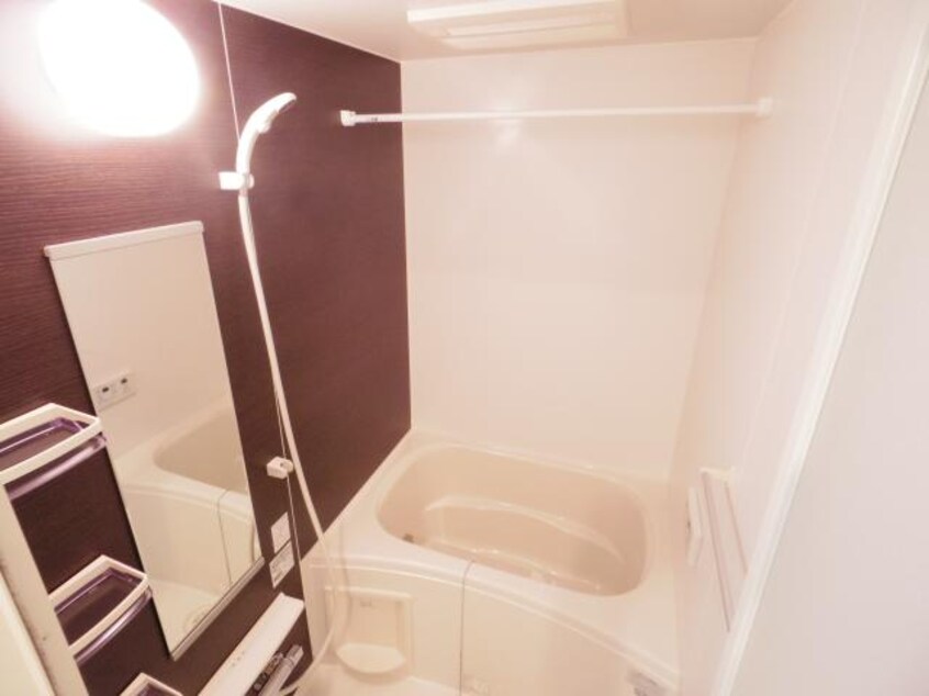  東海道本線/静岡駅 バス13分登呂コープタウン入口下車:停歩3分 2階 築13年