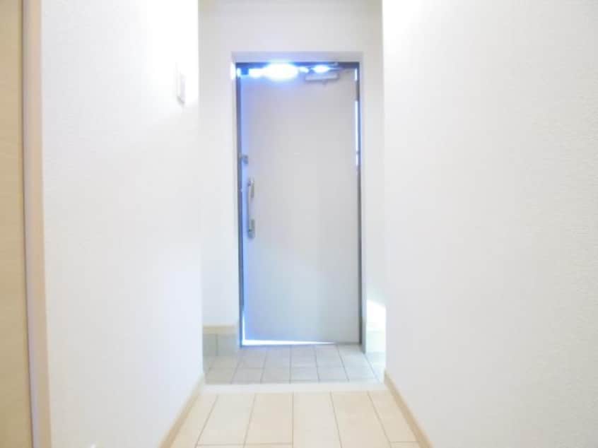  東海道本線/静岡駅 バス13分登呂コープタウン入口下車:停歩3分 1階 築13年