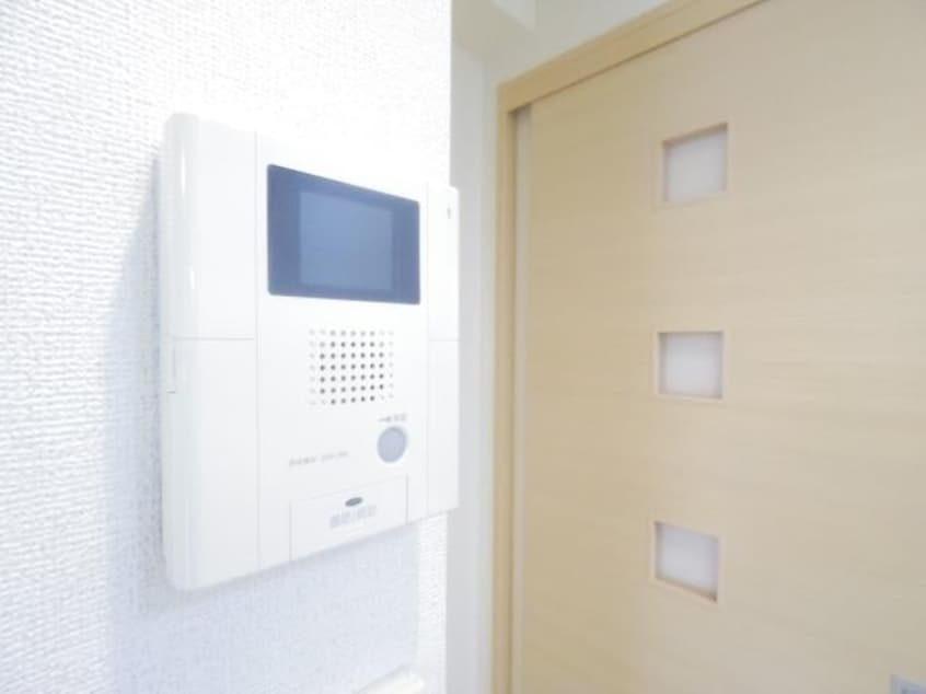  東海道本線/静岡駅 バス13分登呂コープタウン入口下車:停歩3分 1階 築13年