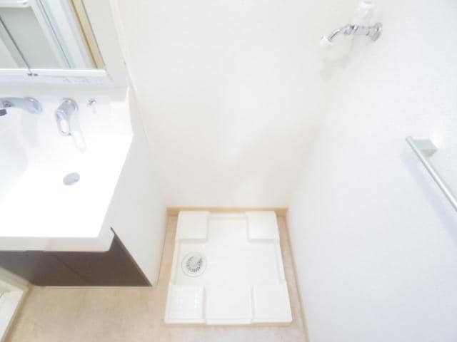  東海道本線/静岡駅 バス13分登呂コープタウン入口下車:停歩3分 1階 築13年