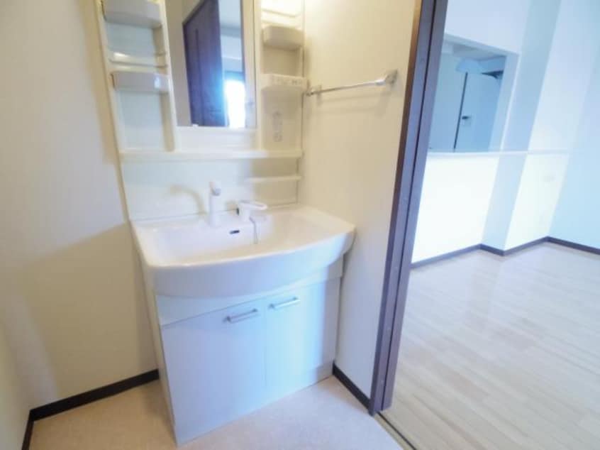  東海道本線/静岡駅 バス24分片山下車:停歩5分 3階 築13年