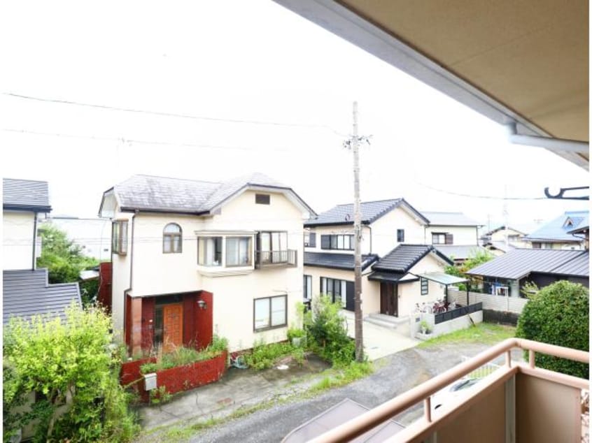  東海道本線/静岡駅 バス20分小鹿公民館前下車:停歩10分 2階 築35年