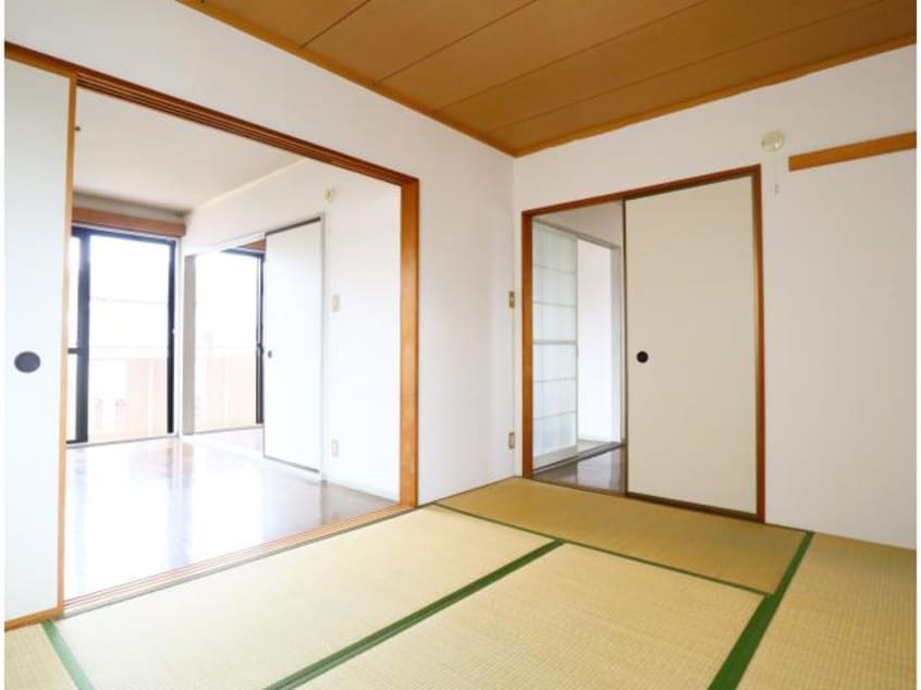  東海道本線/静岡駅 バス20分小鹿公民館前下車:停歩10分 2階 築35年