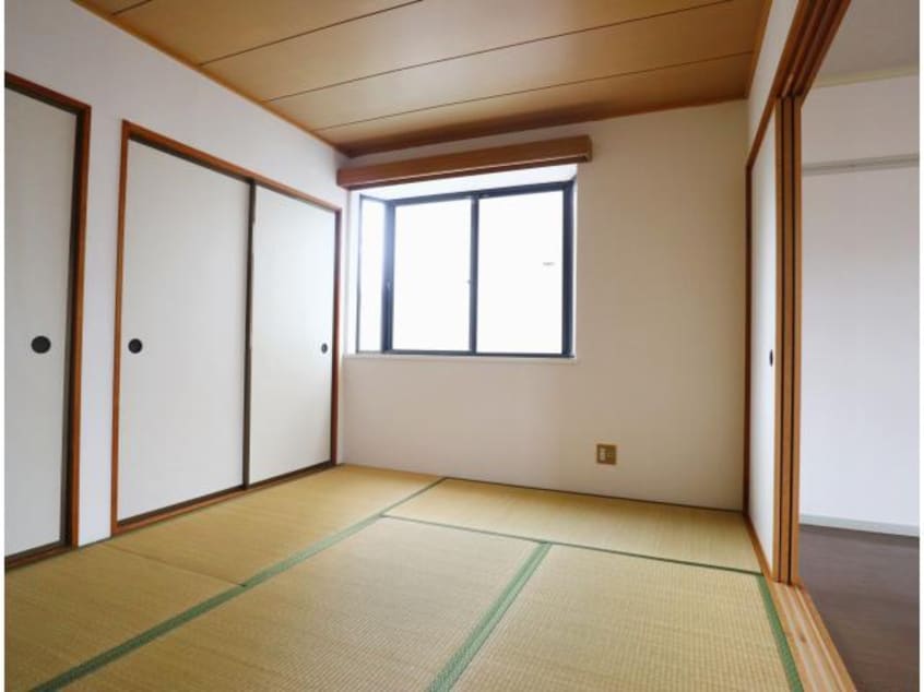  東海道本線/静岡駅 バス20分小鹿公民館前下車:停歩10分 2階 築35年