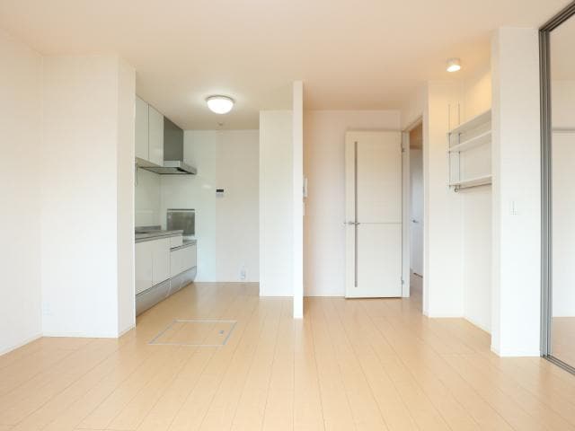  東海道本線/静岡駅 バス13分登呂コープタウン入口下車:停歩6分 1階 築13年