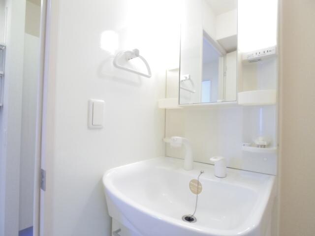  東海道本線/静岡駅 バス13分登呂コープタウン入口下車:停歩6分 2階 築13年