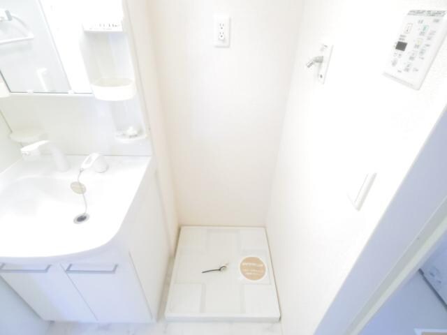  東海道本線/静岡駅 バス13分登呂コープタウン入口下車:停歩6分 2階 築13年