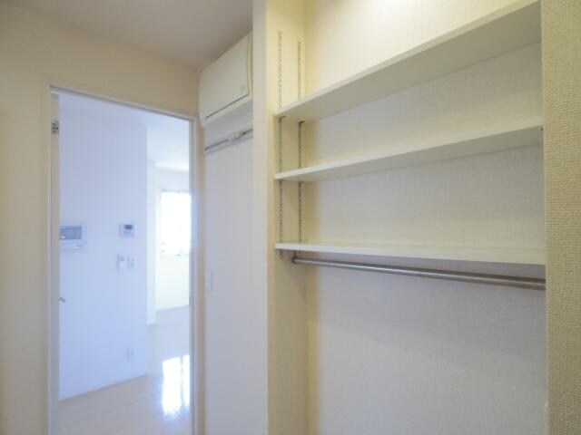  東海道本線/静岡駅 バス13分登呂コープタウン入口下車:停歩6分 2階 築13年