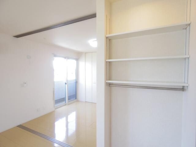  東海道本線/静岡駅 バス13分登呂コープタウン入口下車:停歩6分 2階 築13年