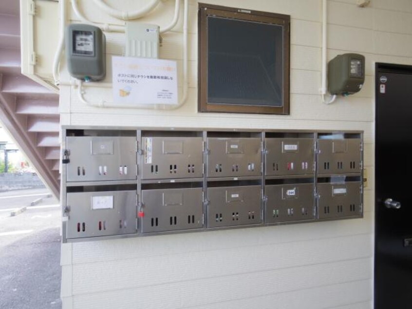  東海道本線/静岡駅 バス12分農業会館前下車:停歩4分 1階 築37年