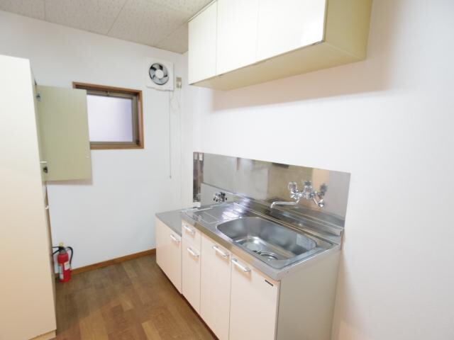  東海道本線/静岡駅 バス12分農業会館前下車:停歩4分 1階 築37年