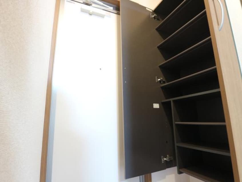  東海道本線/静岡駅 バス14分下島北下車:停歩11分 1階 築13年