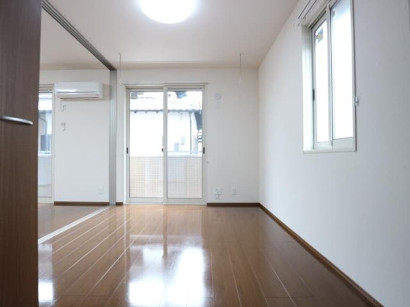  東海道本線/静岡駅 バス14分下島北下車:停歩11分 1階 築13年