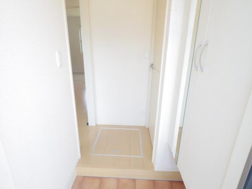  東海道本線/静岡駅 バス12分登呂南下車:停歩10分 1階 築13年