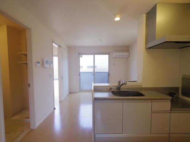  東海道本線/静岡駅 バス12分登呂南下車:停歩10分 1階 築13年