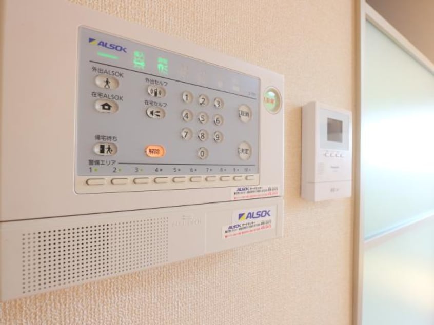  東海道本線/静岡駅 バス22分登呂コープタウン下車:停歩7分 2階 築13年