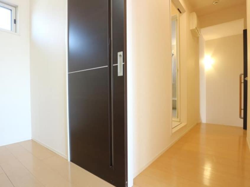  東海道本線/静岡駅 バス22分登呂コープタウン下車:停歩7分 2階 築13年