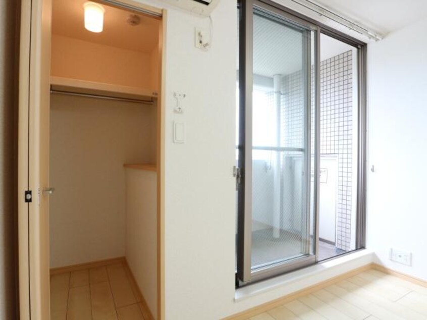  東海道本線/静岡駅 バス18分宮竹児童公園前下車:停歩3分 4階 築12年