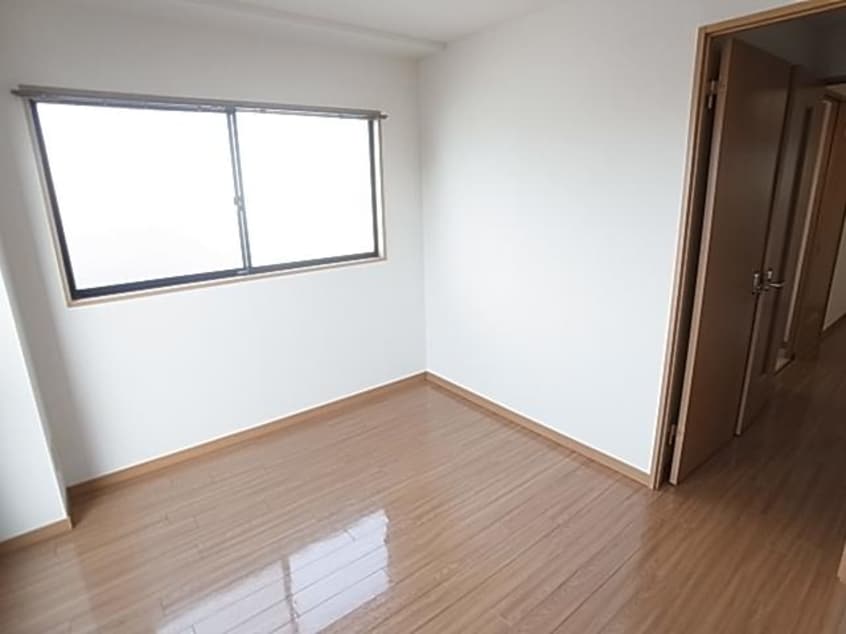  東海道本線/静岡駅 バス20分大浜公園入口下車:停歩6分 1階 築21年