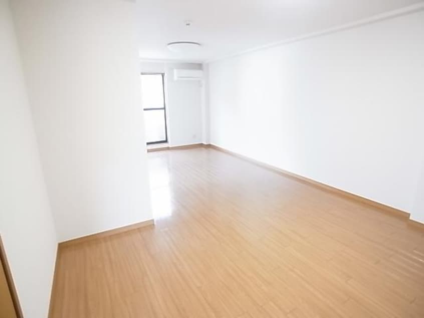  東海道本線/静岡駅 バス20分大浜公園入口下車:停歩6分 1階 築21年