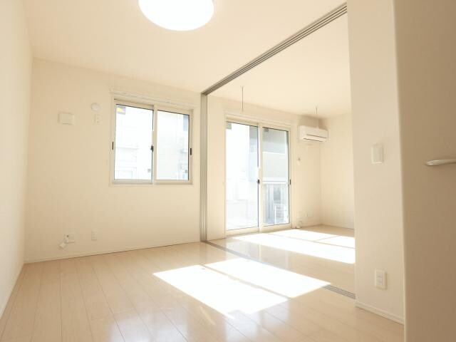  東海道本線/静岡駅 バス19分宮川下車:停歩4分 1階 築12年