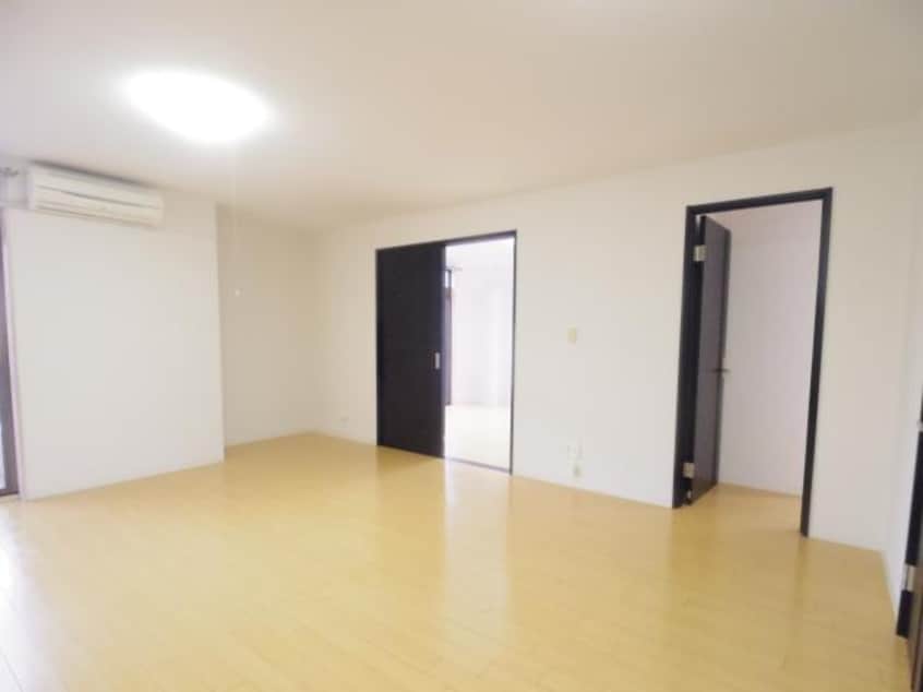  東海道本線/静岡駅 徒歩11分 2階 築37年