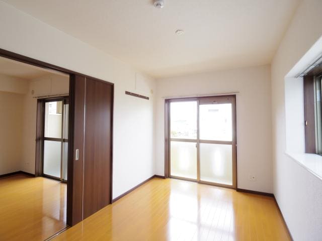  東海道本線/静岡駅 徒歩13分 3階 築15年