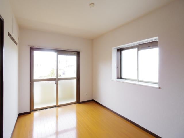  東海道本線/静岡駅 徒歩13分 3階 築15年