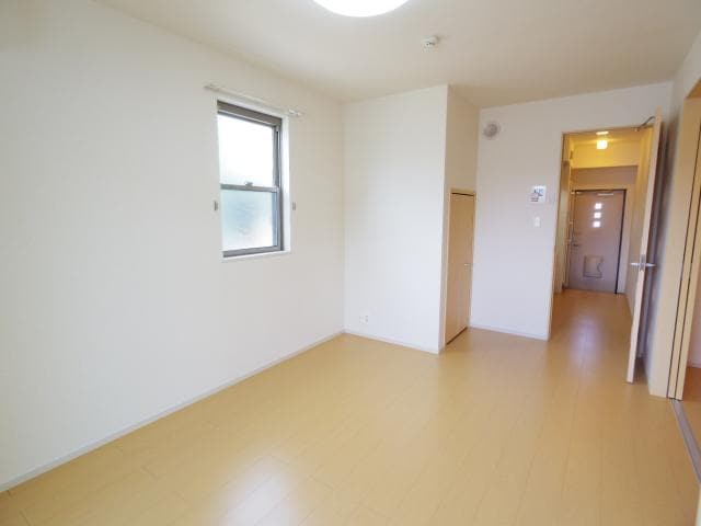  東海道本線/静岡駅 バス13分登呂コープタウン入口下車:停歩3分 1階 築12年