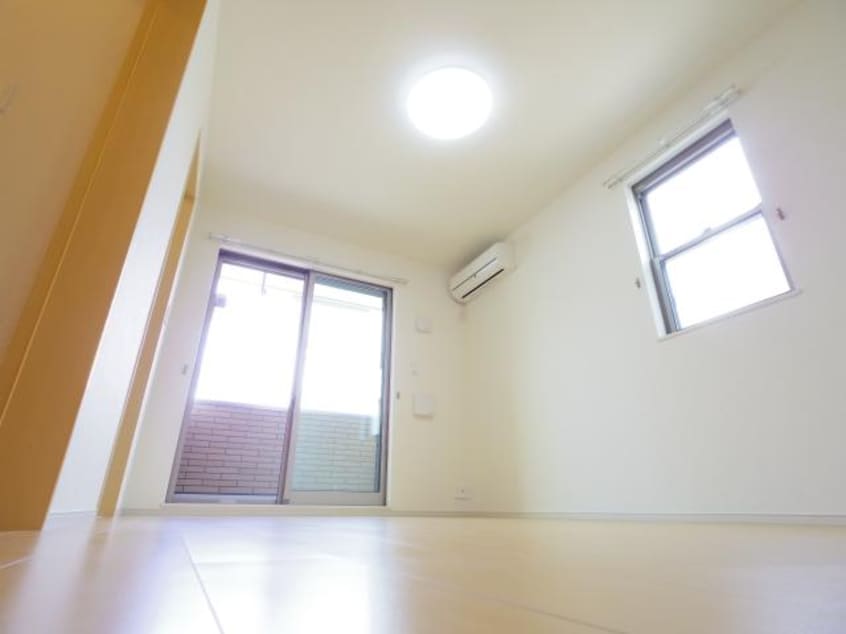  東海道本線/静岡駅 バス13分登呂コープタウン入口下車:停歩3分 1階 築12年